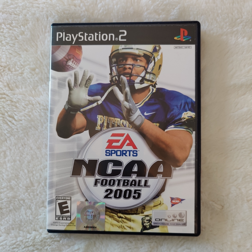 Great Condition: PlayStation 2 (PS2) NCAA Football 2005 Video Game